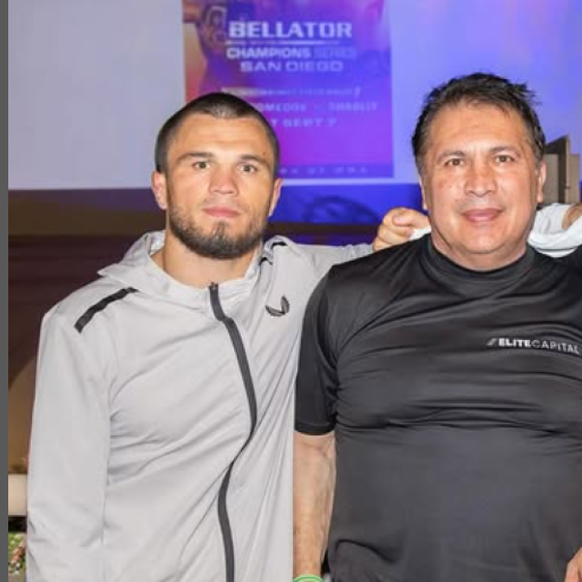 Umar Nurmagomedov, Javier Mendez i Khabib Nurmagomedov