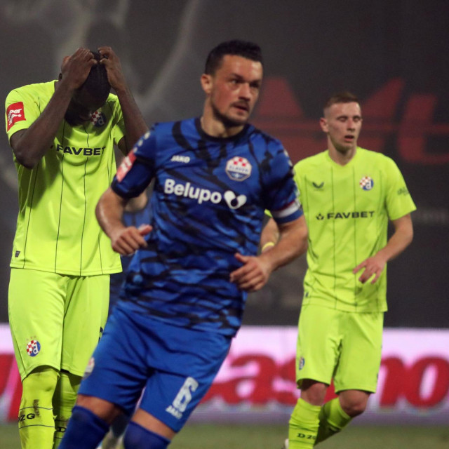 Slaven Belupo - Dinamo: Tomislav Božić