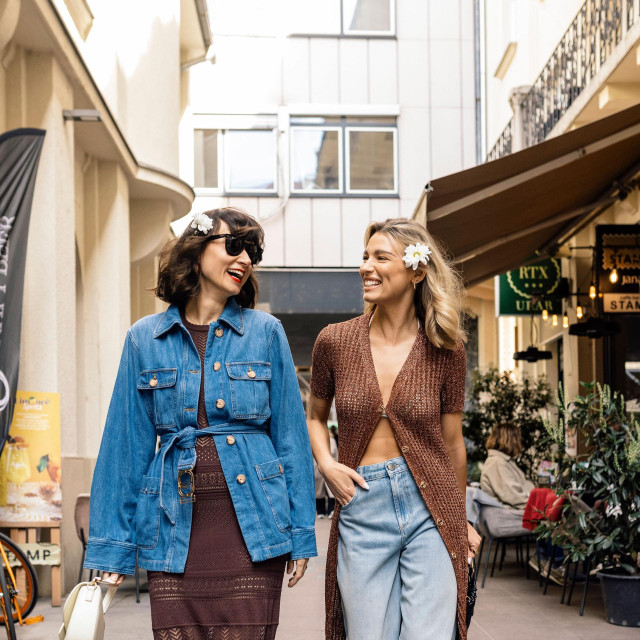 Ana Bacinger i Elena Dizdar
