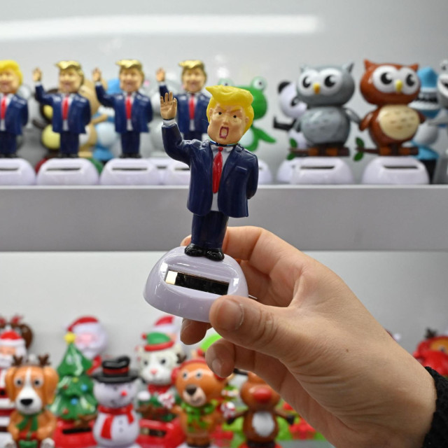Trump je poručivao da će se poigrati sa ostatkom svijeta kad postane predsjednik; je li sam sebe pretvorio u kinesku valutnu igračku?