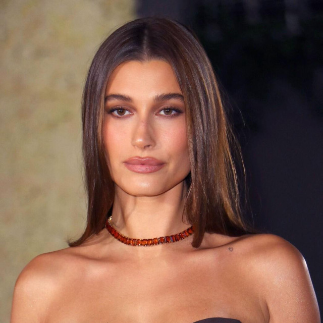Hailey Bieber