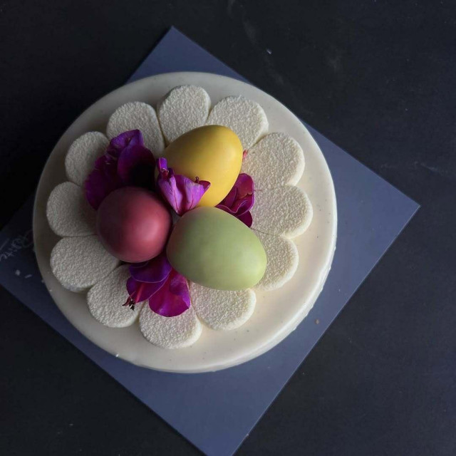 Uskršnja torta Jolie Petite 