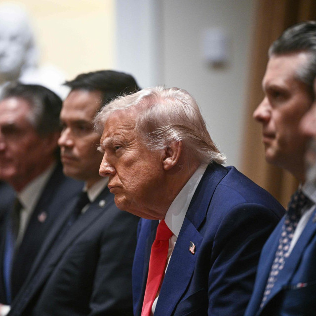Donald Trump na sastanku kabineta u Bijeloj kući