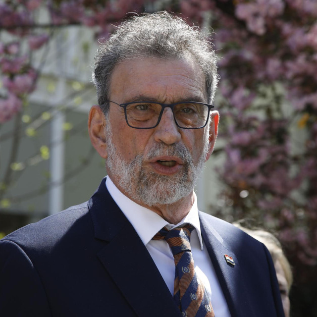 Ministar znanosti, obrazovanja i mladih Radovan Fuchs