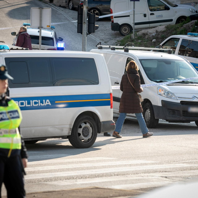 Policija u Splitu, ilustracija