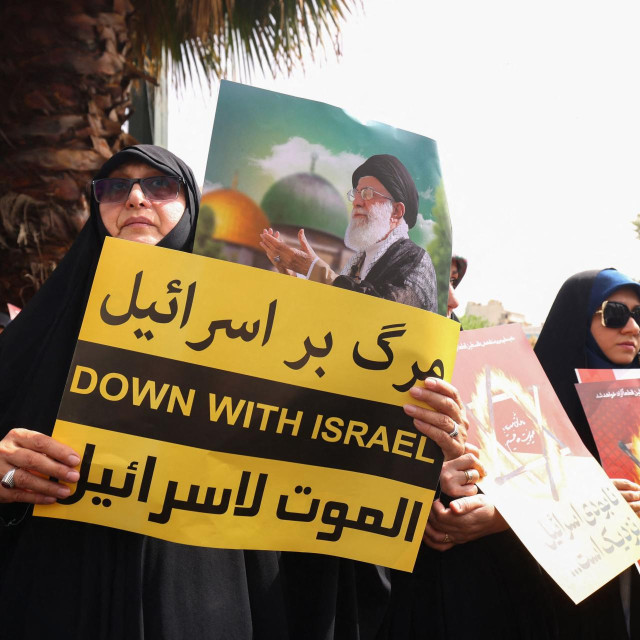 Iranci održavaju neprijateljstvo s Amerikancima