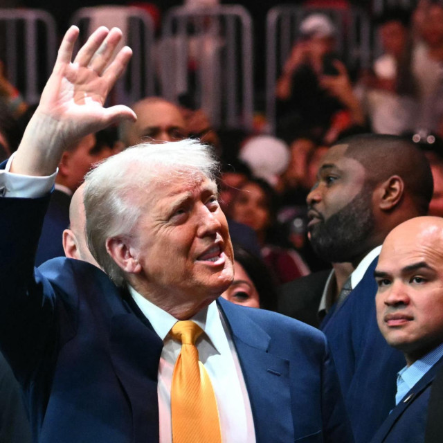 Donald Trump jučer je bio na  večeri UFC borbi u Miamiju 