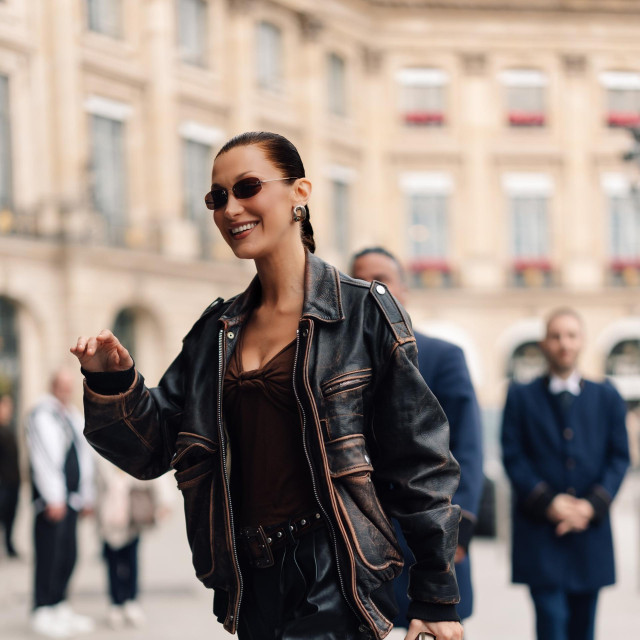 Bella Hadid u Gucciju od glave do pete 