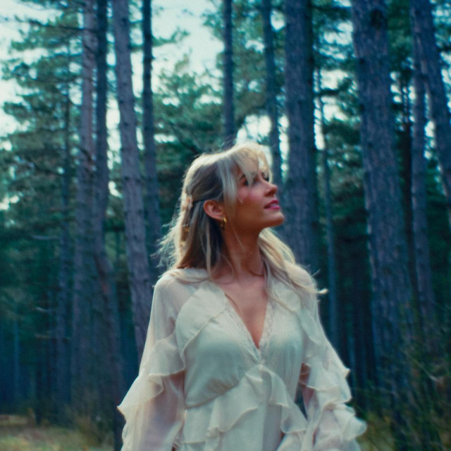 Kadrovi spota snimljeni su na zadarskoj obali