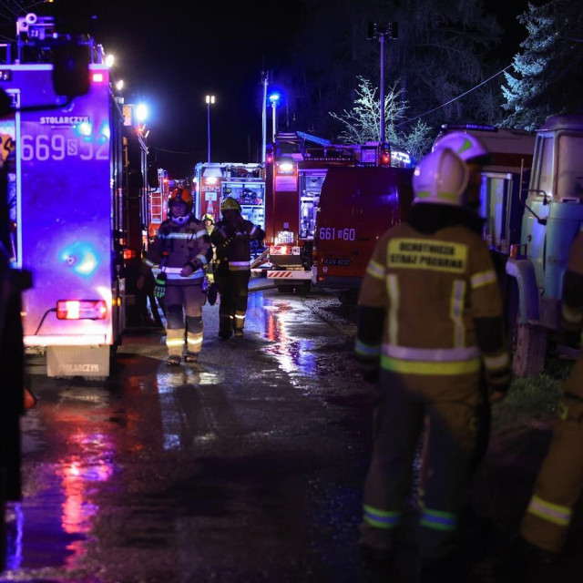 Gašenje požara u hostelu u Pszowu na jugu Poljske