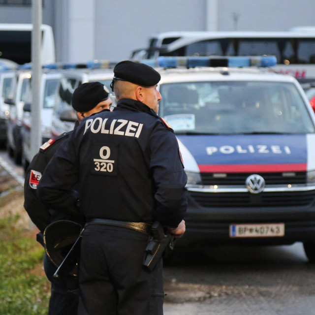 Austrijska policija, ilustracija