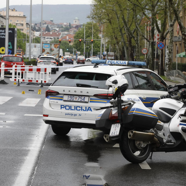 Teška prometna nesreća na križanju Heinzelove i Banjavčićeve u kojoj je smrtno stradao pješak