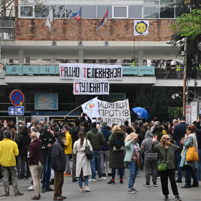 Prosvjed studenata ispred RTTS-a