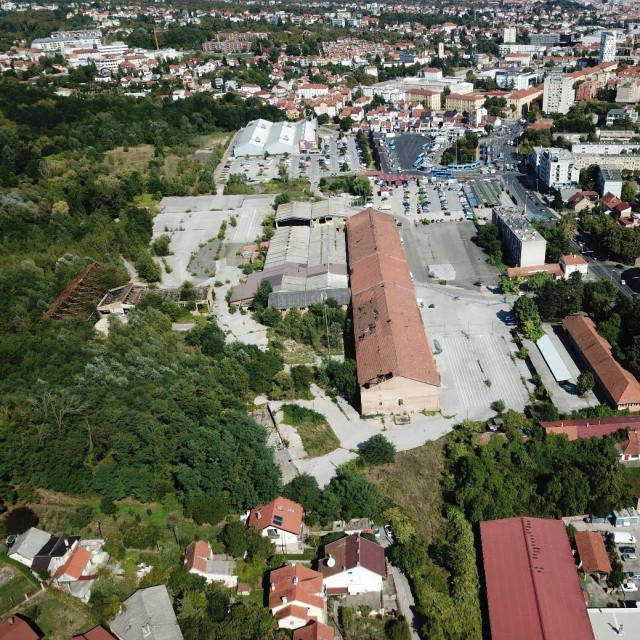 Ciglana i dio Mullerovog brijega iznad. Slika preuzeta sa službene stranice Grada Zagreba