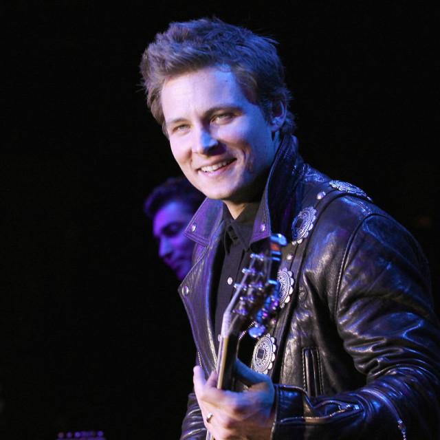 Frankie Ballard 