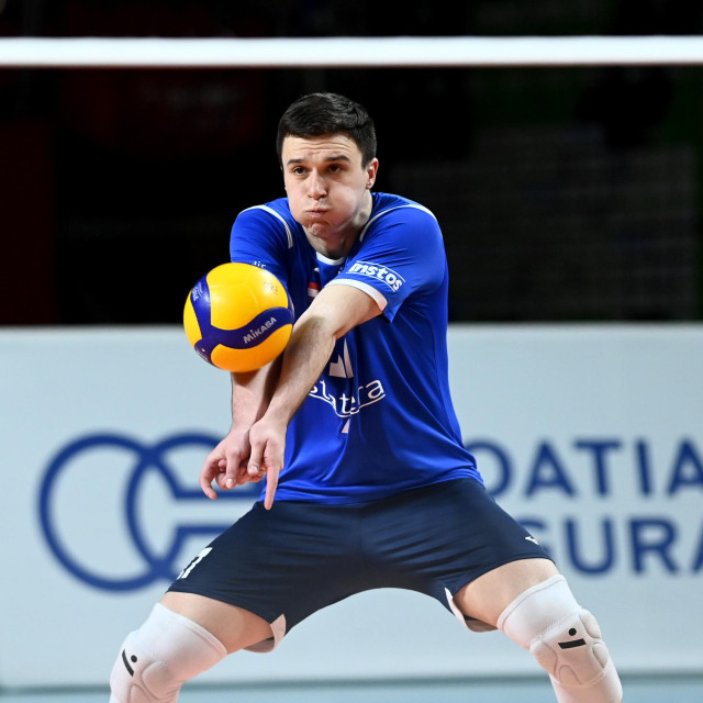 Stariji brat, Tino (22), već je četiri sezone član Murse-Osijek, s kojom ima i dva osvojena nacionalna Kupa Vinka Dobrića