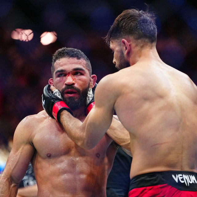 Yair Rodriguez i Patricio Pitbull 