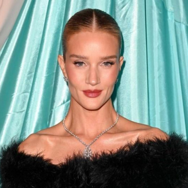 Rosie Huntington-Whiteley