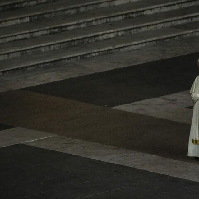 Papa Franjo 27. ožujka 2020. 