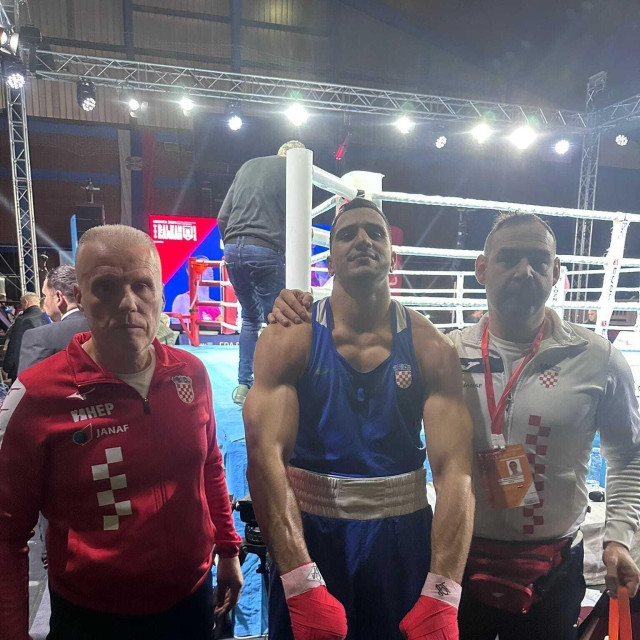 Trener Leonardo Pijetraj (lijevo), Marko Milun i Marijo Preskar