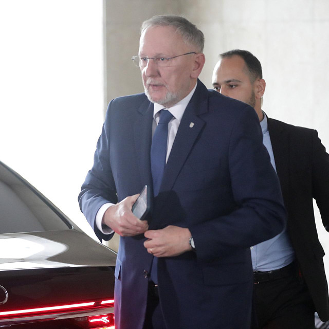 Davor Božinović