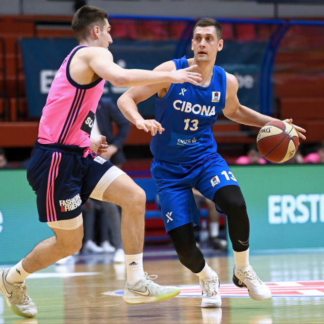 Cibona - Mega: Ivan Majcunić