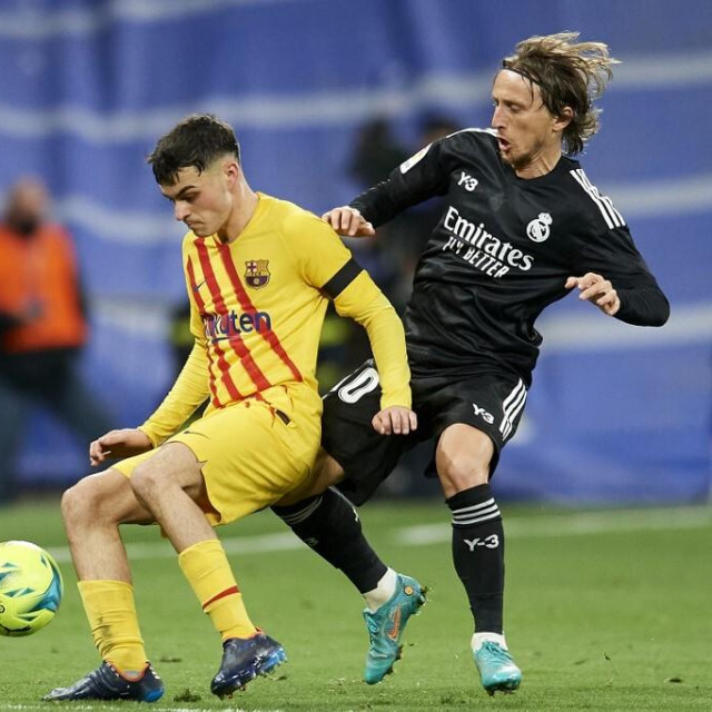 Luka Modrić protiv Barcelone
