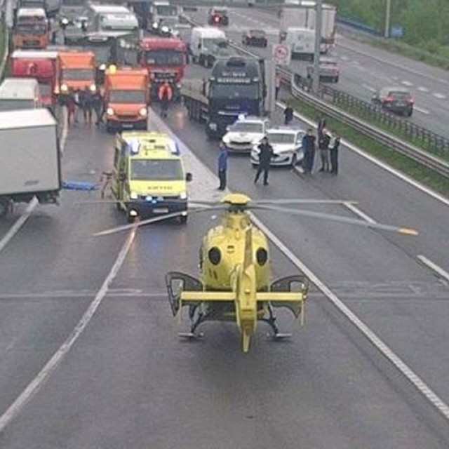 Helikopter sletio na A3