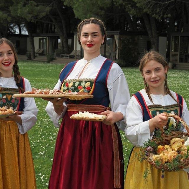 Ručak u prirodi - Eko kamp Vransko jezero