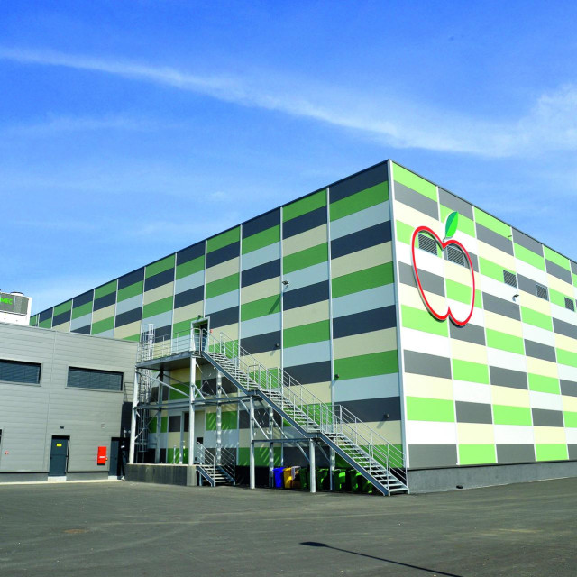 Ostvarene su velike investicije poput gradnje Gospodarskog centra, Regionalnog distribucijskog centra za voće i povrće te dvaju centara kompetentnosti