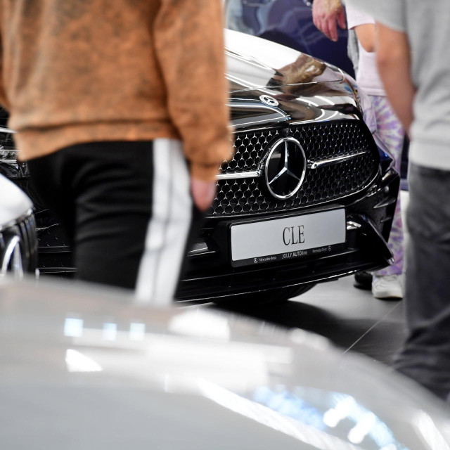 Mercedes, ilustracija




 