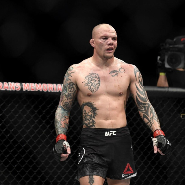 Anthony Smith