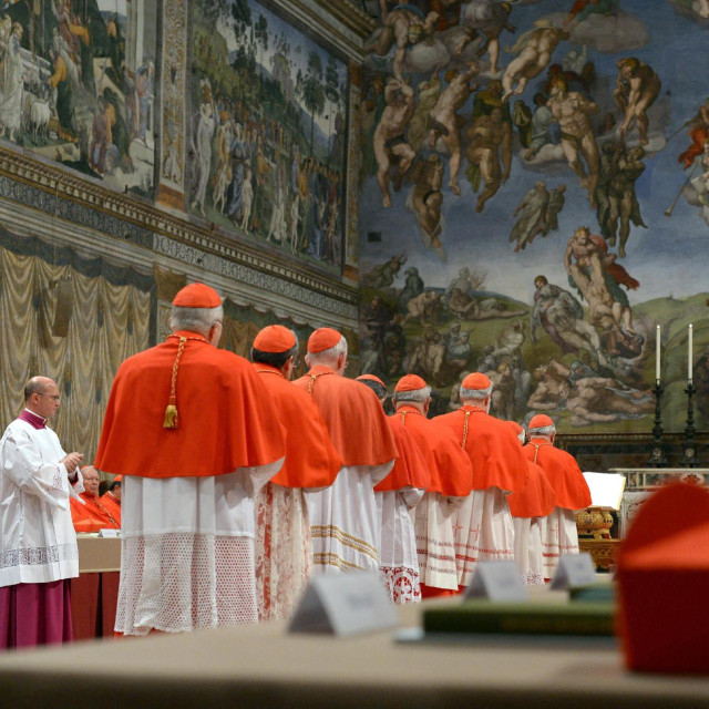 Kardinali u Sikstinskoj kapeli