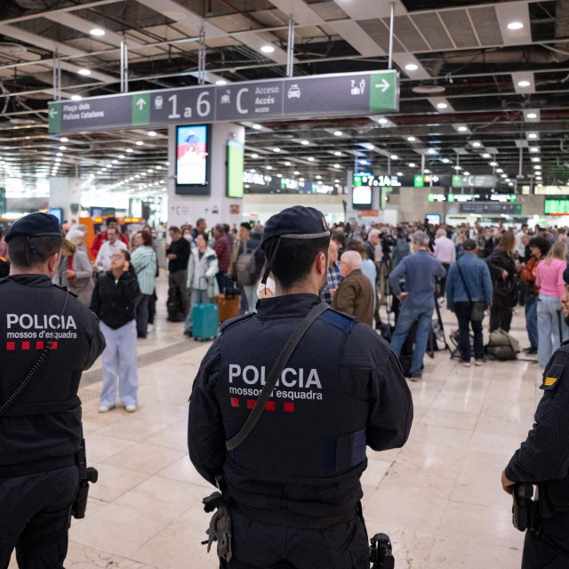 Policija osigurava red u Barceloni
