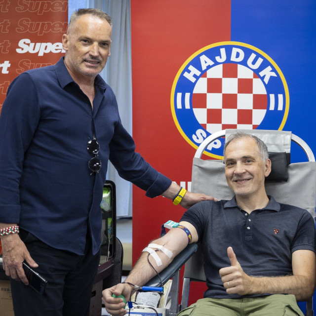 14. akcija dobrovoljnog darivanja krvi u organizaciji splitskih sportskih novinara: Josko Reić i Petar Metličić
