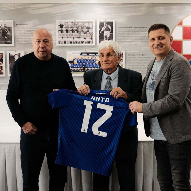 Deda Anto sa Zajecom i Marićem