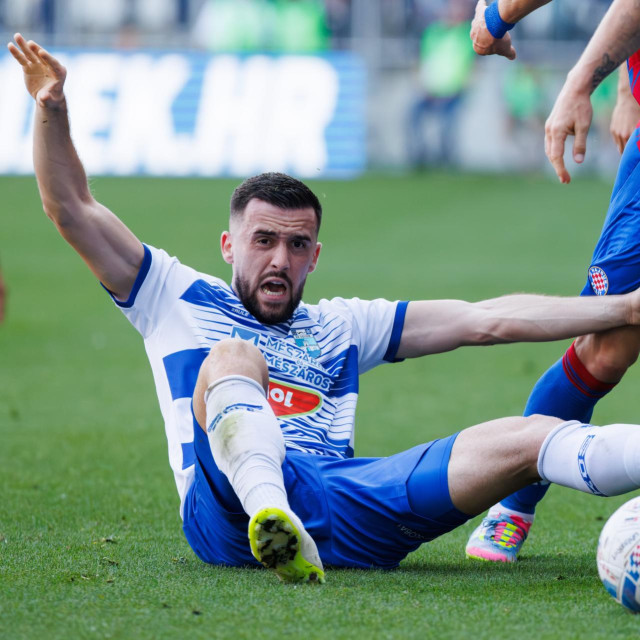 Osijek - Hajduk: Arnel Jakupović