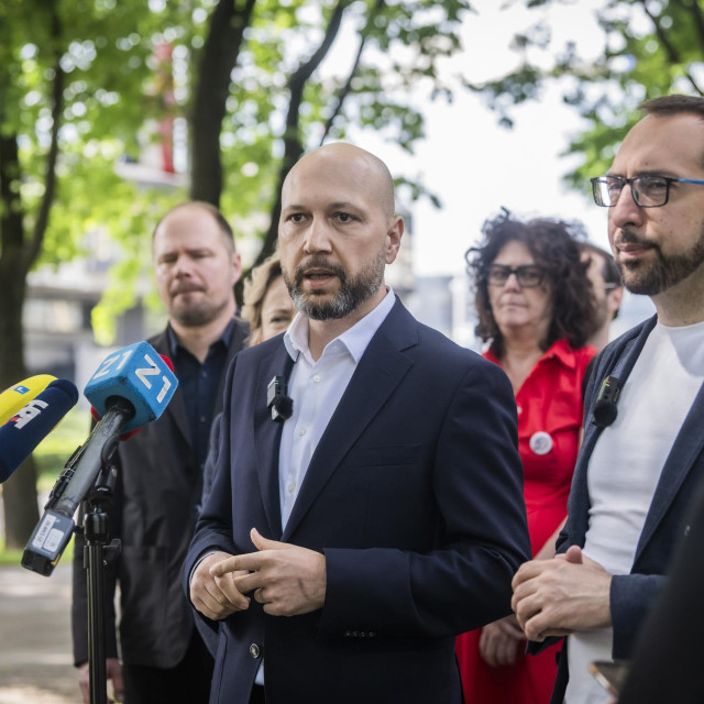 Konferencija za medije Tomislava Tomaševića i i Mihaela Zmajlovića, zajedničkih kandidata stranaka Možemo! i SDP za gradonačelnika Grada Zagreba i župana Zagrebačke županije.