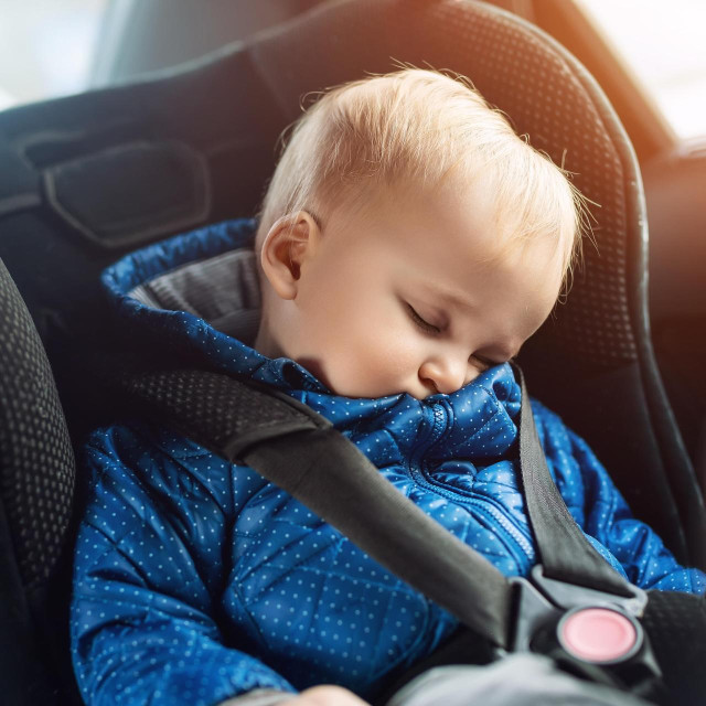 Dijete u autu, ilustracija