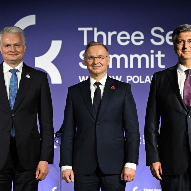Poljski predsjednik Andrzej Duda, Andrej Plenković i litavski predsjednik Gitanas Nauseda na sastanku Inicijativa triju mora u Varšavi