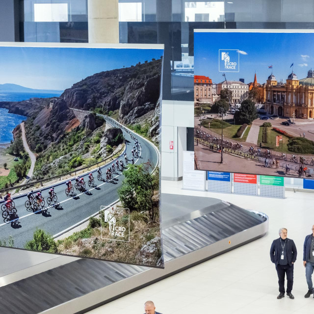 Izložba fotografija Connecting Croatia snimljenih tijekom prvih devet izdanja CRO Racea