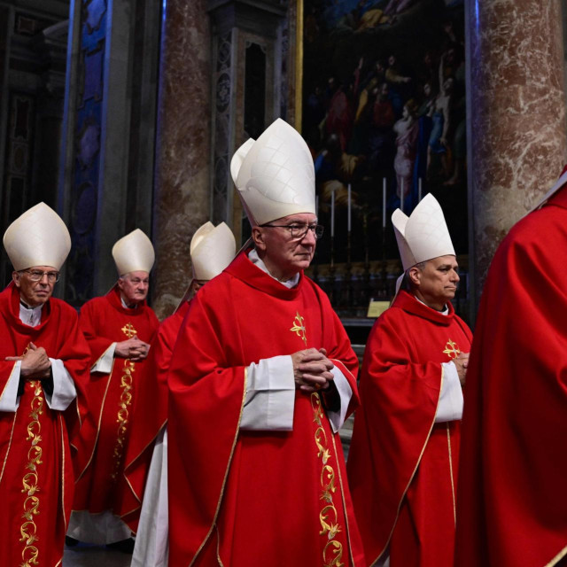 Pietro Parolin i Robert Francis Prevost