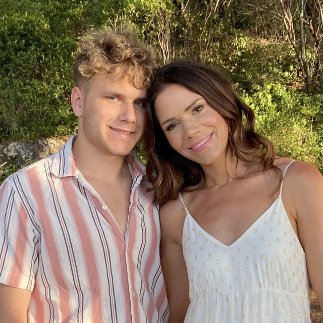 Kristina Kuzmič s najsatrijim sinom Lukom (22) koji se od puberteta bori s kliničkom depresijom