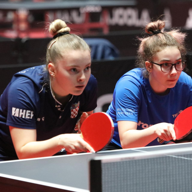 Hana Arapović i Rumunjka Ioana Singeorzan
 