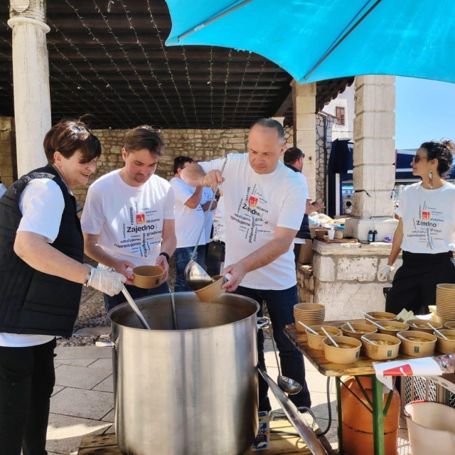  Siniša Hajdaš Dončić posjetio je u subotu Cres