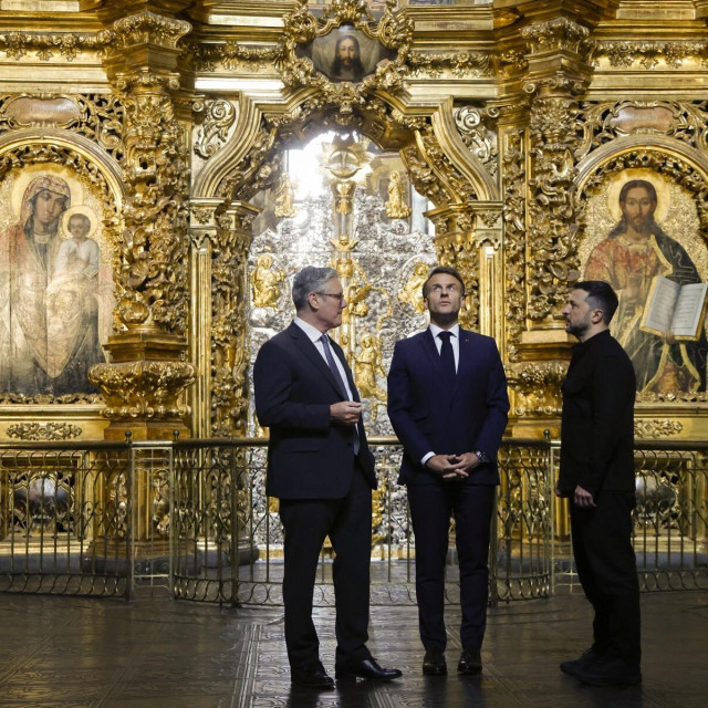 Sir Keir Starmer, Emmanuel Macron i Volodimir Zelenski