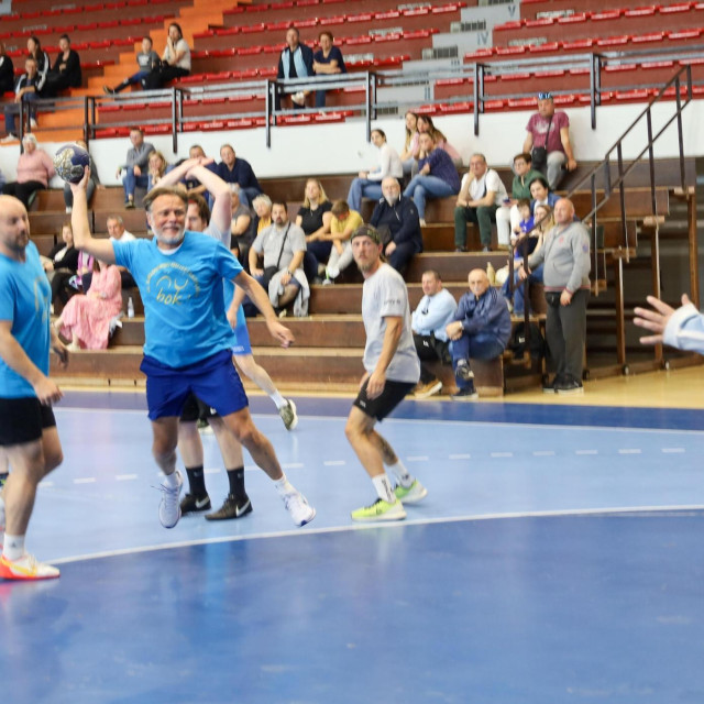 Sučelili su se političari iz Bjelovarsko-bilogorske županije i glumci