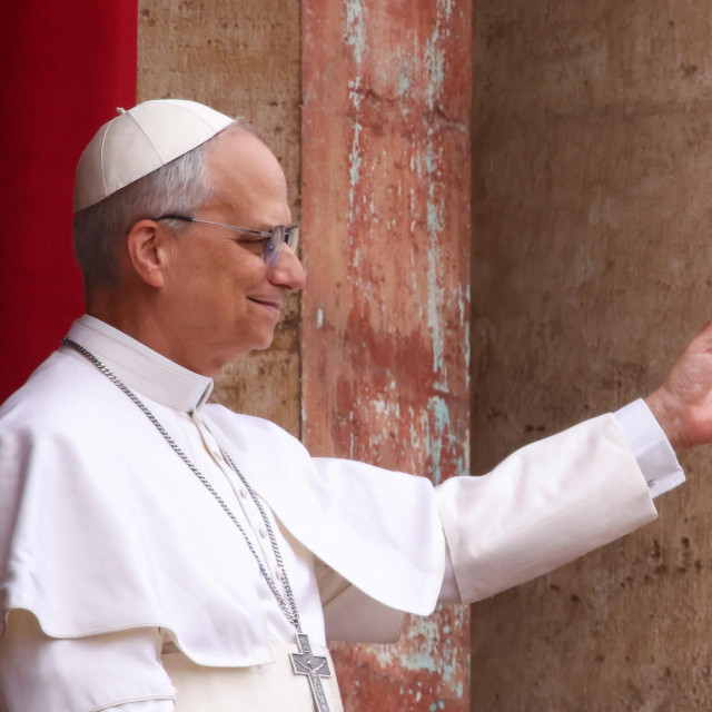 Papa Lav XIV.