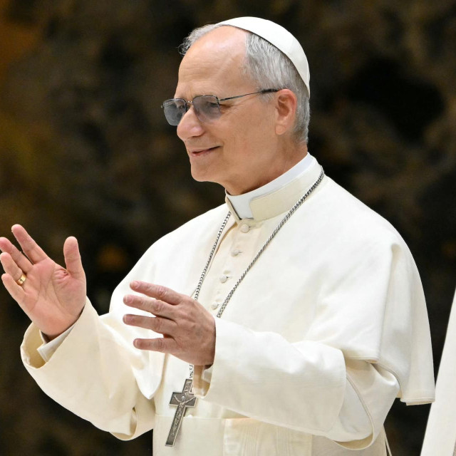 Papa Lav XIV.