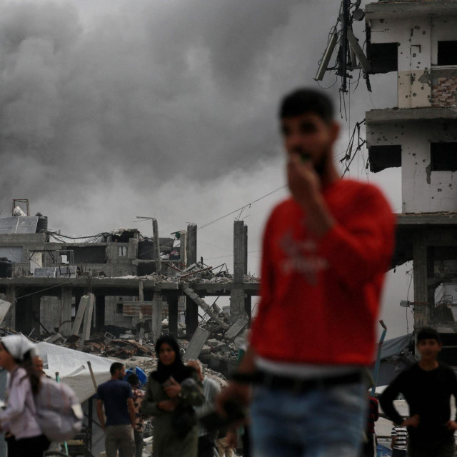 Izraelski napad na civilne zgrade